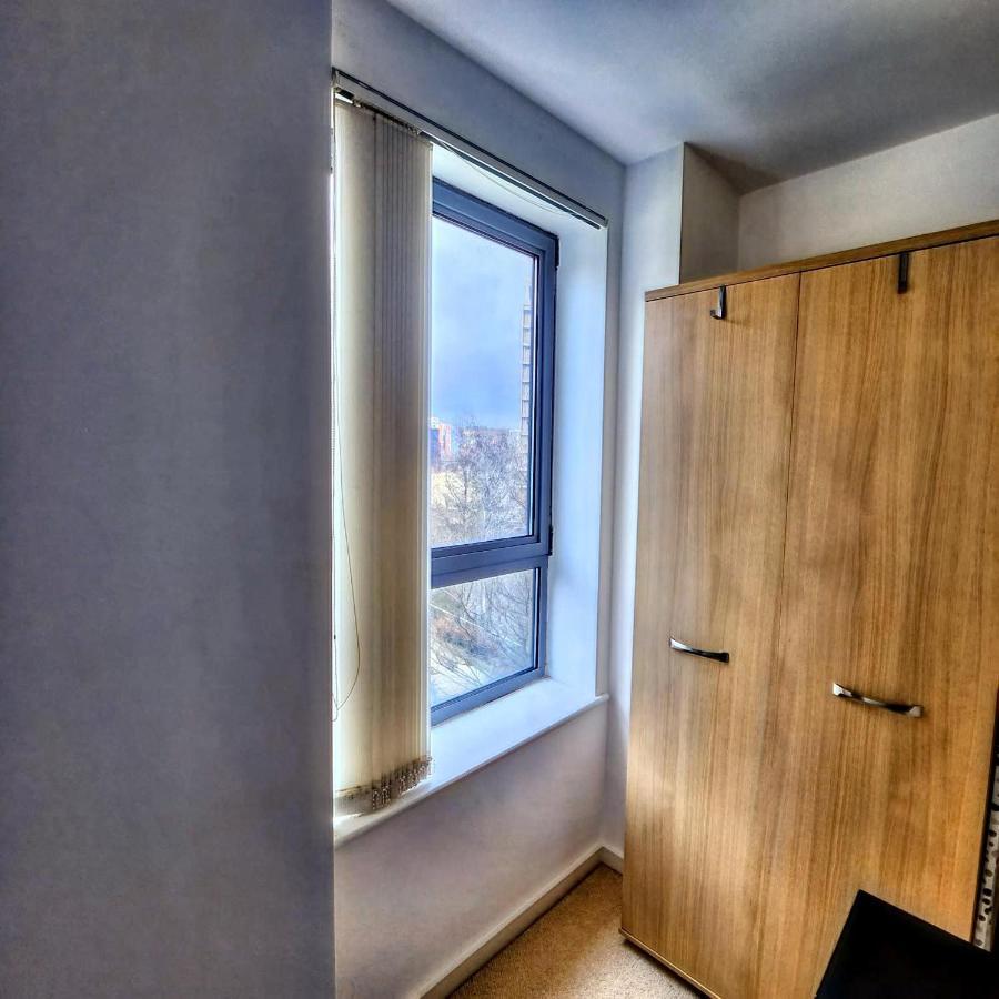 Shared Apartment - Walking From Leeds City Center Εξωτερικό φωτογραφία