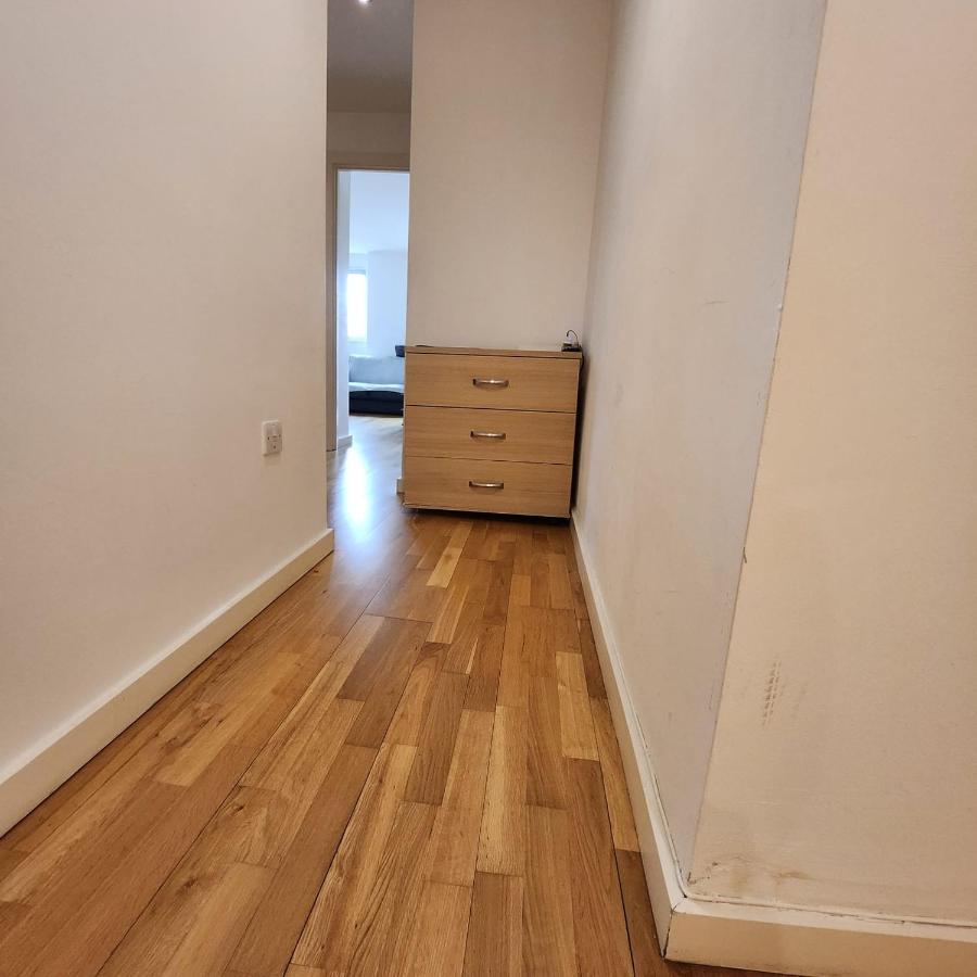 Shared Apartment - Walking From Leeds City Center Εξωτερικό φωτογραφία