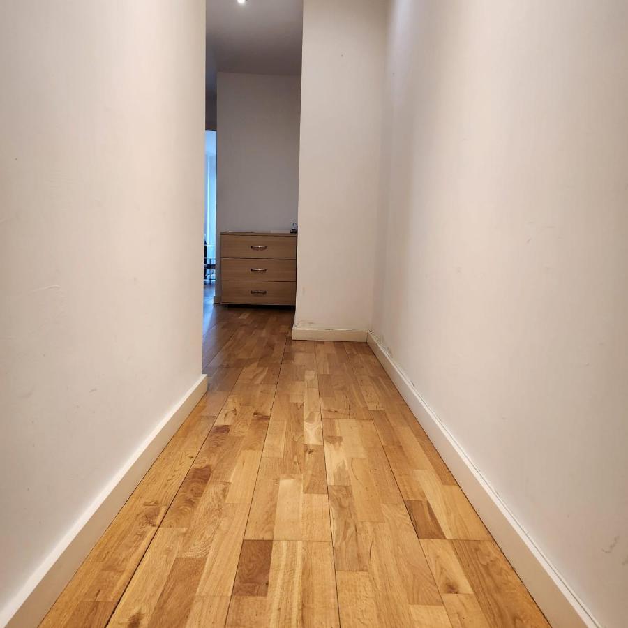 Shared Apartment - Walking From Leeds City Center Εξωτερικό φωτογραφία